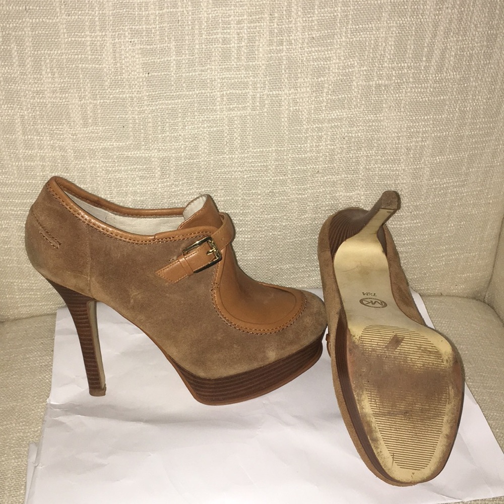 Michael Kors Heels - Picture 2 of 2